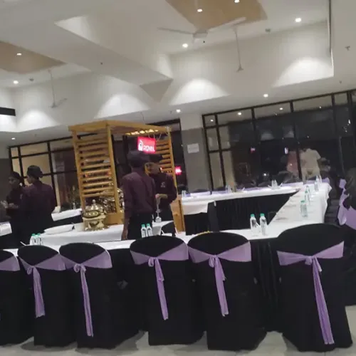 glry-dining-hall